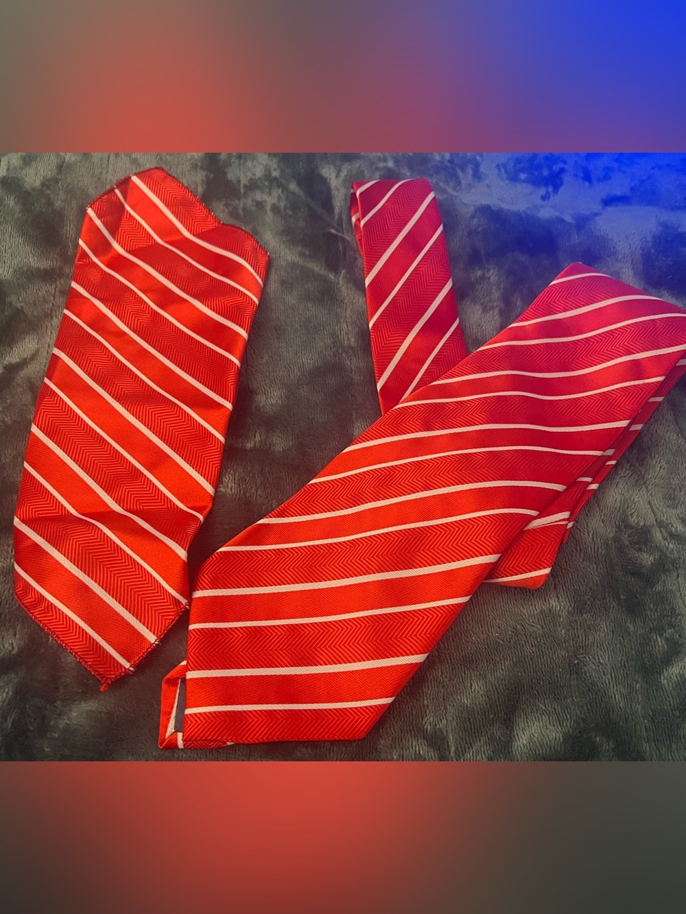 Red Striped Men's Neck Tie & Handkerchief